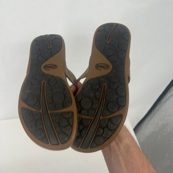 Chaco Flip Flops SIze 8 - Picture 6 of 9